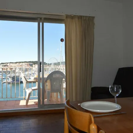 Studio Cap D'Agde, 1 Piece, 4 Personnes - Fr-1-249-7 *