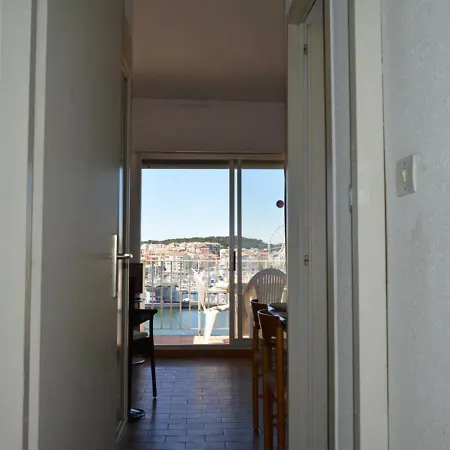 Studio Cap D'Agde, 1 Piece, 4 Personnes - Fr-1-249-7 Daire *
